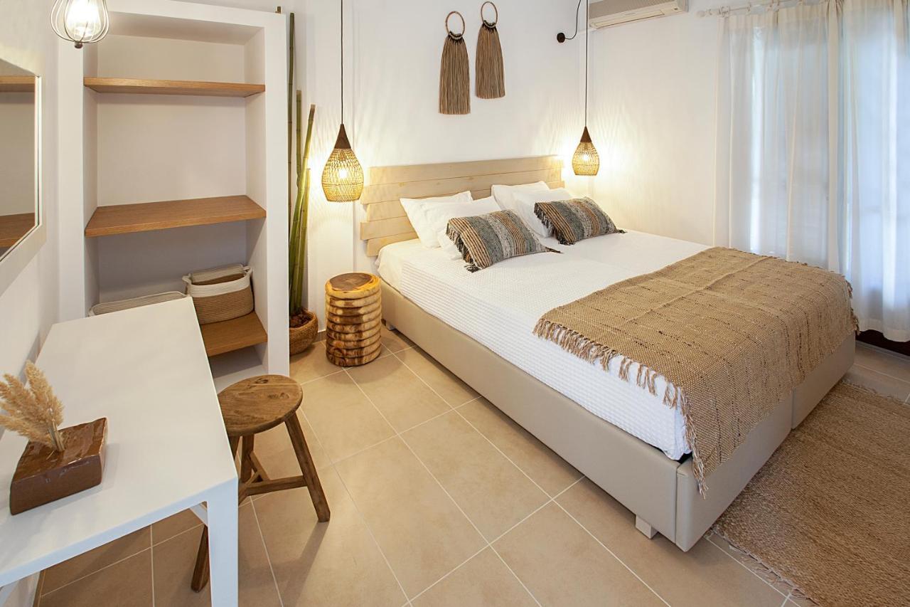 Paris Studios & Apartment Agia Paraskevi  Exteriör bild