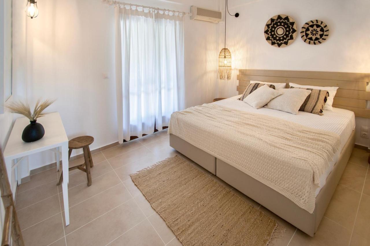 Paris Studios & Apartment Agia Paraskevi  Exteriör bild